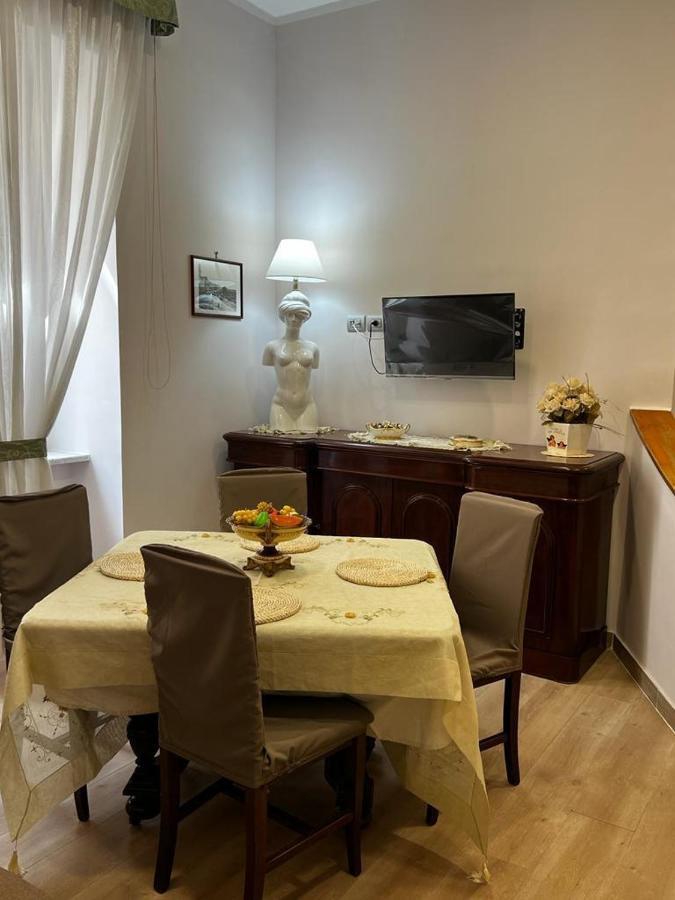 A Casa E Mamma' Apartment Napoli Ngoại thất bức ảnh